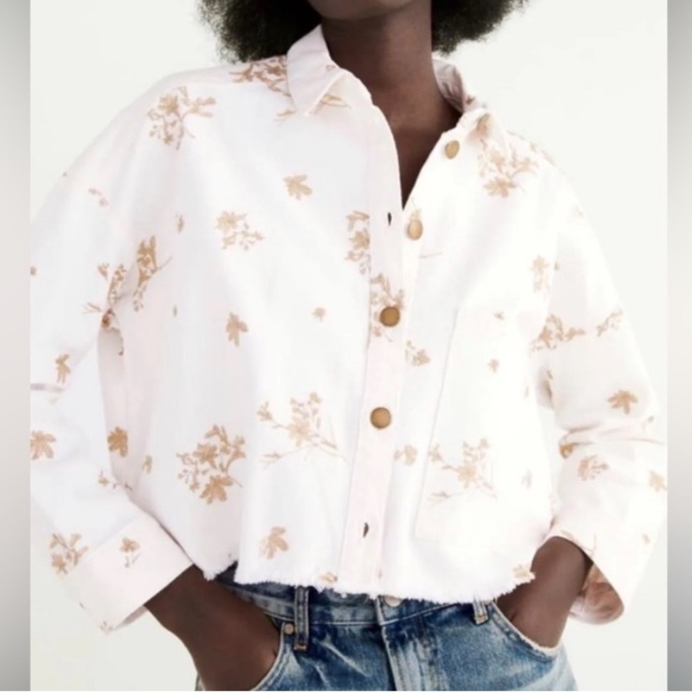 Zara Floral Cropped Button-Up Denim Jacket/Shacket Raw Edge